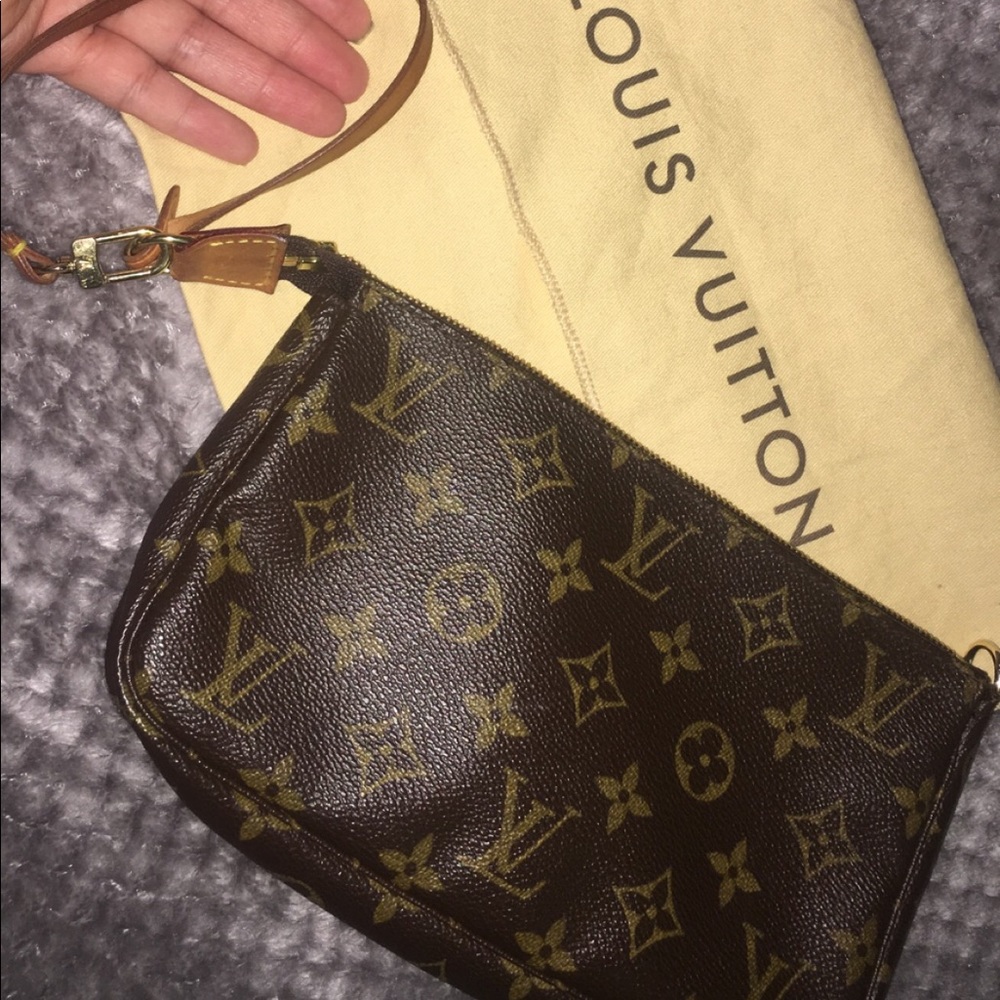 Louis Vuitton wristlet